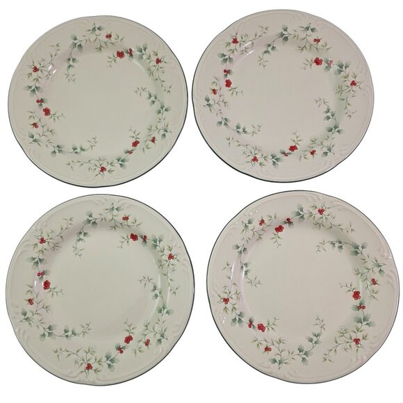 Pfaltzgraff Winterberry 8” Salad Luncheon Plates Holiday Christmas - Set of 4 - Picture 1 of 12